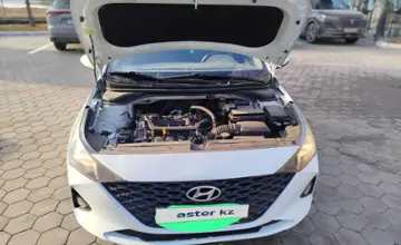 Hyundai Accent 2021 года за 6 650 000 тг. в Астана фото 2