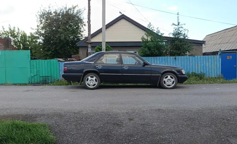 Mercedes-Benz E-Класс 1994 года за 2 500 000 тг. в Караганда