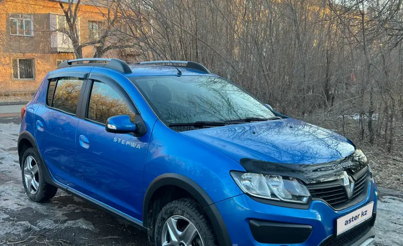 Renault Sandero 2015 года за 4 900 000 тг. в Караганда фото 3