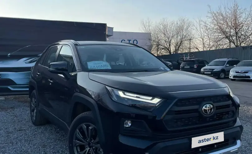 Toyota RAV4 2024 года за 21 000 000 тг. в Актобе фото 2