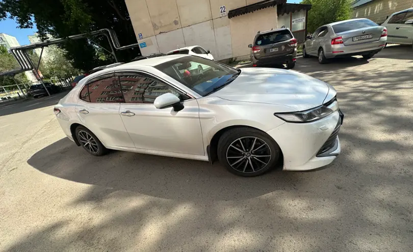 Toyota Camry 2021 года за 15 000 000 тг. в Западно-Казахстанская область
