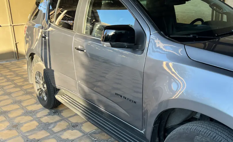 Chevrolet TrailBlazer 2022 года за 11 500 000 тг. в Шымкент фото 2