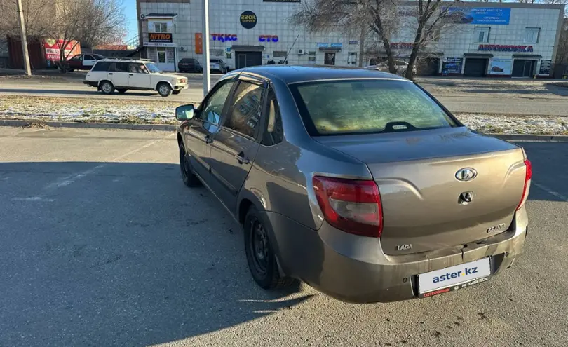 LADA (ВАЗ) Granta 2014 года за 2 600 000 тг. в Усть-Каменогорск фото 4