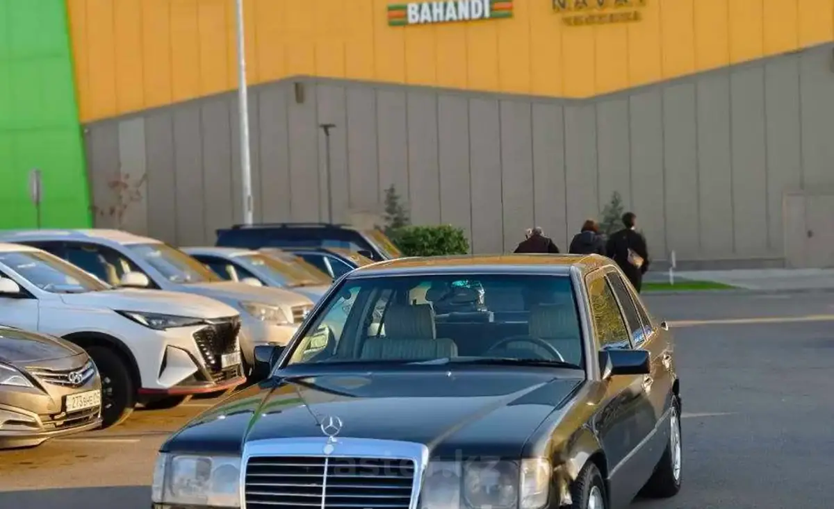 Mercedes-Benz E-Класс 1992 года за 1 800 000 тг. в Алматы фото 1