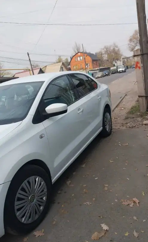Volkswagen Polo 2014 года за 4 460 000 тг. в Алматы фото 3