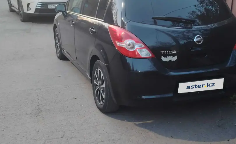 Nissan Tiida 2010 года за 4 200 000 тг. в Астана фото 2