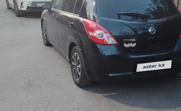 Nissan Tiida 2010 года за 4 500 000 тг. в Астана фото 2