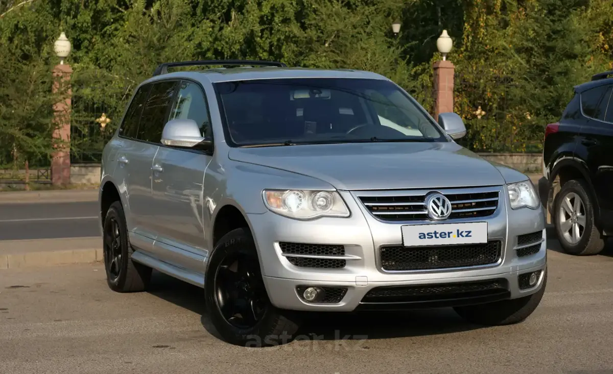 Volkswagen Touareg 2008 года за 5 350 000 тг. в Алматы фото 3