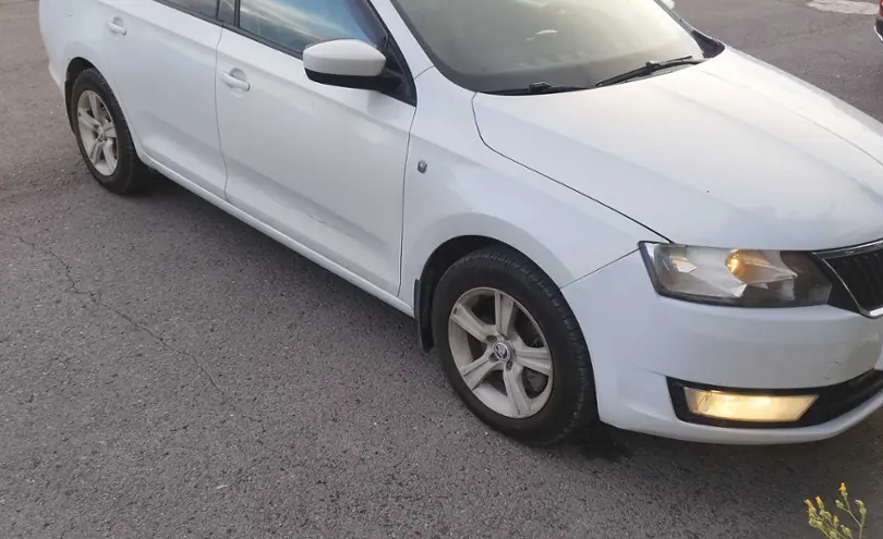 Skoda Rapid 2014 года за 4 100 000 тг. в Караганда фото 2