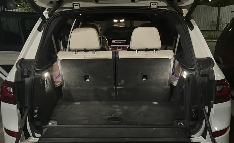 BMW X7 2019 года за 44 000 000 тг. в Алматы