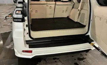 Toyota Land Cruiser Prado 2020 года за 32 000 000 тг. в Астана фото 2