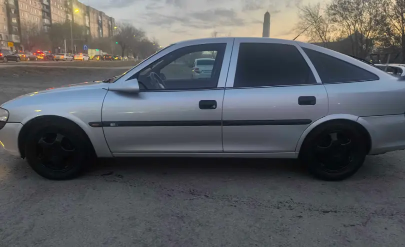 Opel Vectra 1998 года за 1 500 000 тг. в Карагандинская область