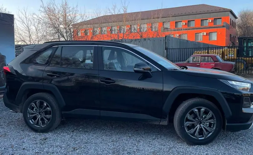 Toyota RAV4 2024 года за 21 000 000 тг. в Актобе фото 3