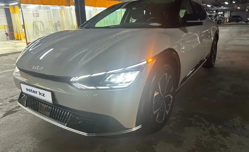 Kia EV6 2023 года за 15 000 000 тг. в Астана