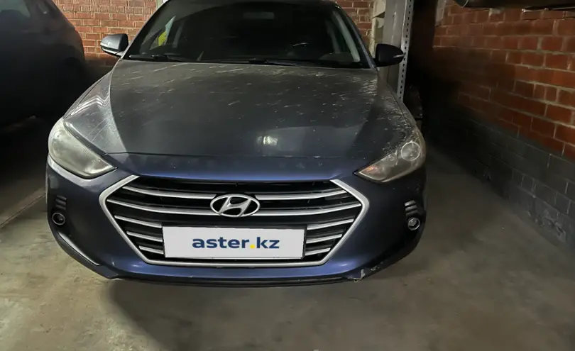 Hyundai Elantra 2018 года за 7 490 000 тг. в Астана