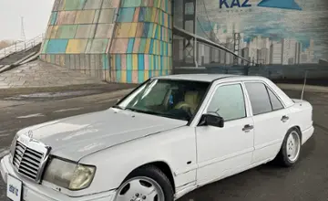 Mercedes-Benz E-Класс 1992 года за 1 190 000 тг. в Семей фото 1