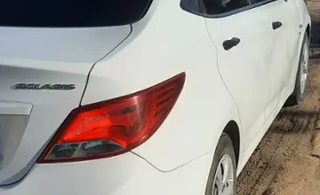 Hyundai Solaris 2015 года за 5 100 000 тг. в Семей фото 4