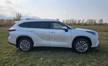 Toyota Highlander 2024 года за 39 000 000 тг. в Алматы фото 4