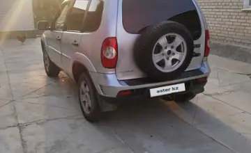 Chevrolet Niva 2012 года за 2 350 000 тг. в Жамбылская область фото 3