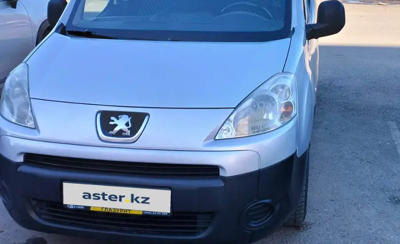 Peugeot Partner 2011 года за 4 800 000 тг. в Астана фото 2