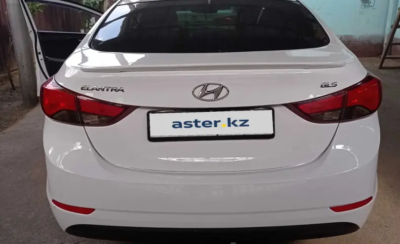 Hyundai Elantra 2015 года за 6 999 999 тг. в Алматы фото 2