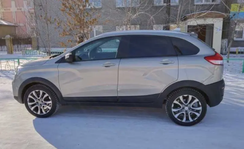 LADA (ВАЗ) XRAY Cross 2020 года за 5 700 000 тг. в Семей фото 2