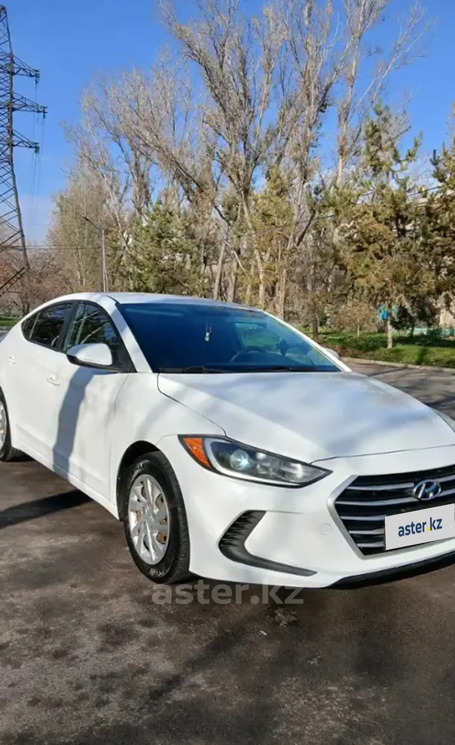 Hyundai Elantra 2018 года за 6 500 000 тг. в Алматы фото 4