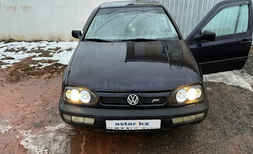 Volkswagen Golf 1993 года за 1 450 000 тг. в Астана фото 2