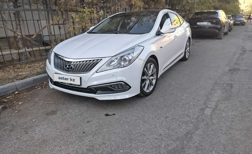 Hyundai Grandeur 2015 года за 9 800 000 тг. в Шымкент