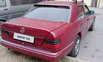 Mercedes-Benz E-Класс 1992 года за 1 200 000 тг. в Астана фото 3