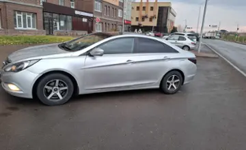 Hyundai Sonata 2013 года за 3 900 000 тг. в Карагандинская область фото 2