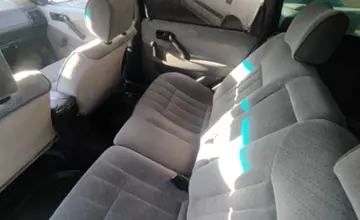 Volkswagen Passat 1993 года за 1 800 000 тг. в Алматинская область фото 4