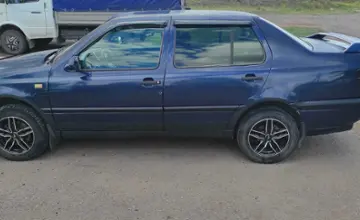 Volkswagen Vento 1994 года за 1 700 000 тг. в Караганда фото 3