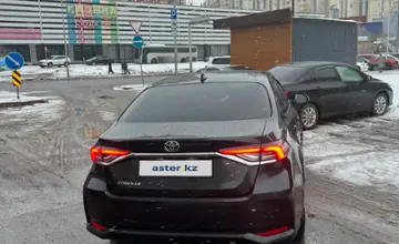 Toyota Corolla 2019 года за 9 500 000 тг. в Астана фото 4