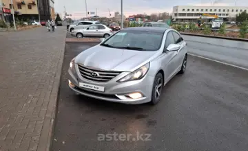 Hyundai Sonata 2013 года за 3 900 000 тг. в Карагандинская область фото 1