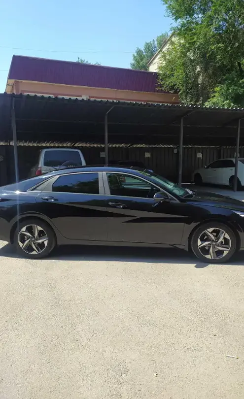 Hyundai Elantra 2022 года за 12 000 000 тг. в Алматы фото 2