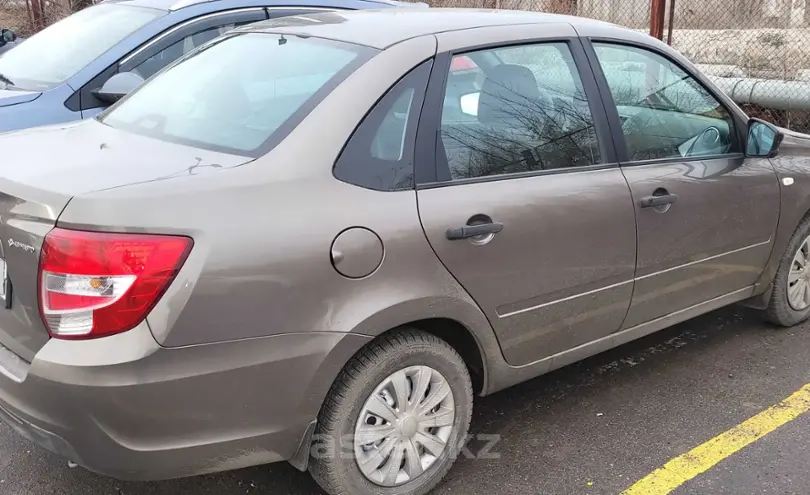 LADA (ВАЗ) Granta 2020 года за 4 000 000 тг. в Павлодар фото 4