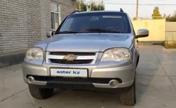 Chevrolet Niva 2012 года за 2 350 000 тг. в Жамбылская область фото 2