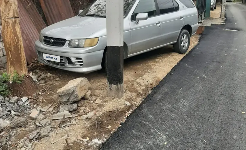 Nissan R'nessa 1998 года за 2 500 000 тг. в Алматы