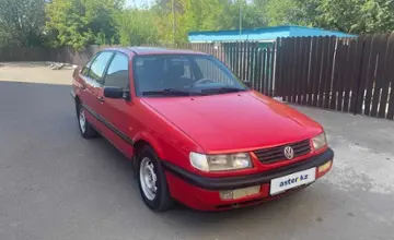 Volkswagen Passat 1993 года за 1 900 000 тг. в Караганда фото 3