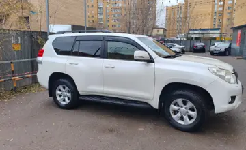 Toyota Land Cruiser Prado 2011 года за 13 700 000 тг. в Астана фото 4