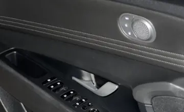 Hyundai Elantra 2023 года за 12 000 000 тг. в Восточно-Казахстанская область