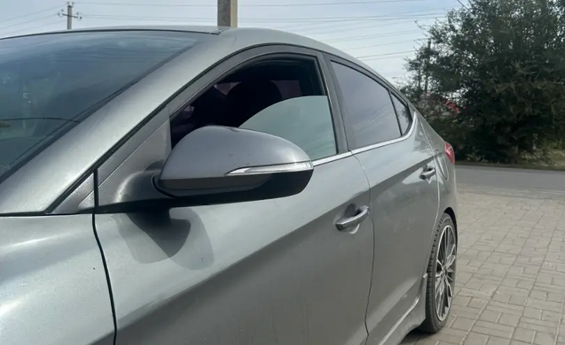Hyundai Elantra 2018 года за 7 000 000 тг. в Актюбинская область фото 2