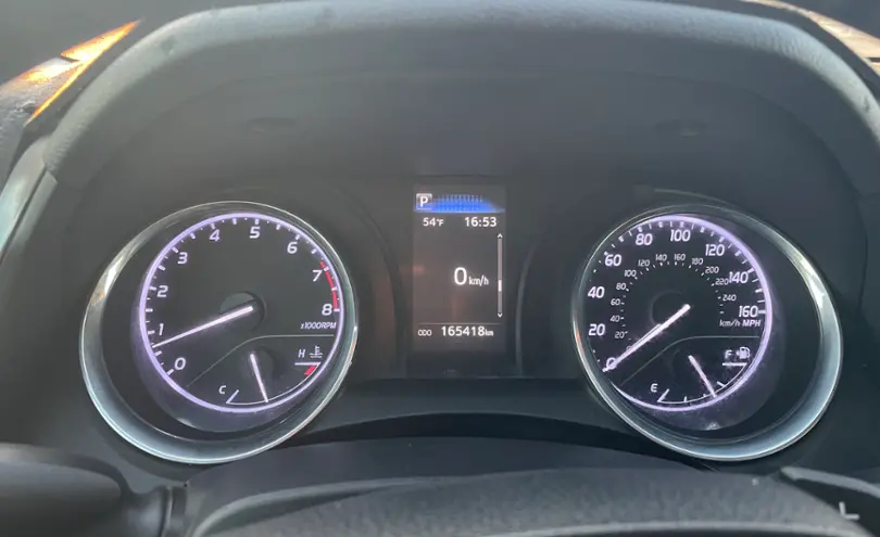 Toyota Camry 2019 года за 11 500 000 тг. в Актобе