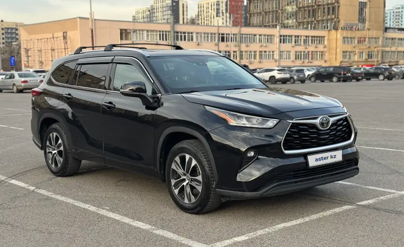 Toyota Highlander 2020 года за 21 000 000 тг. в Алматы фото 3