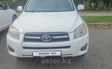 Toyota RAV4 2010 года за 7 700 000 тг. в Алматы фото 2