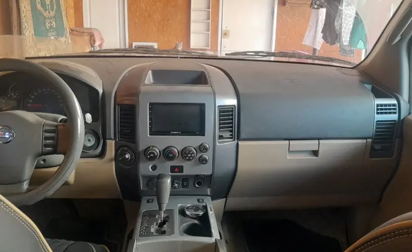 Nissan Armada 2007 года за 2 800 000 тг. в Алматы