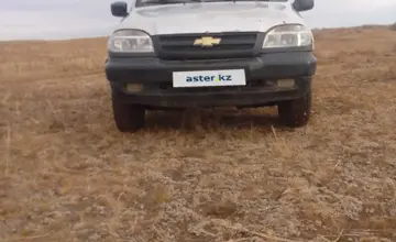 Chevrolet Niva 2004 года за 1 450 000 тг. в Акмолинская область фото 2