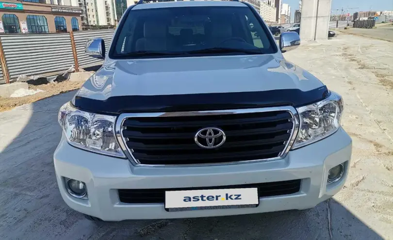 Toyota Land Cruiser 2013 года за 23 500 000 тг. в Астана