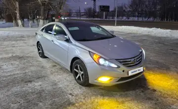 Hyundai Sonata 2013 года за 3 900 000 тг. в Карагандинская область фото 2